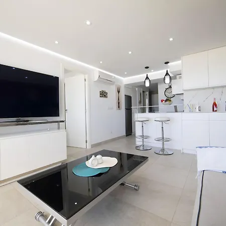 Apartment Penon De Ifach-3 By Interhome